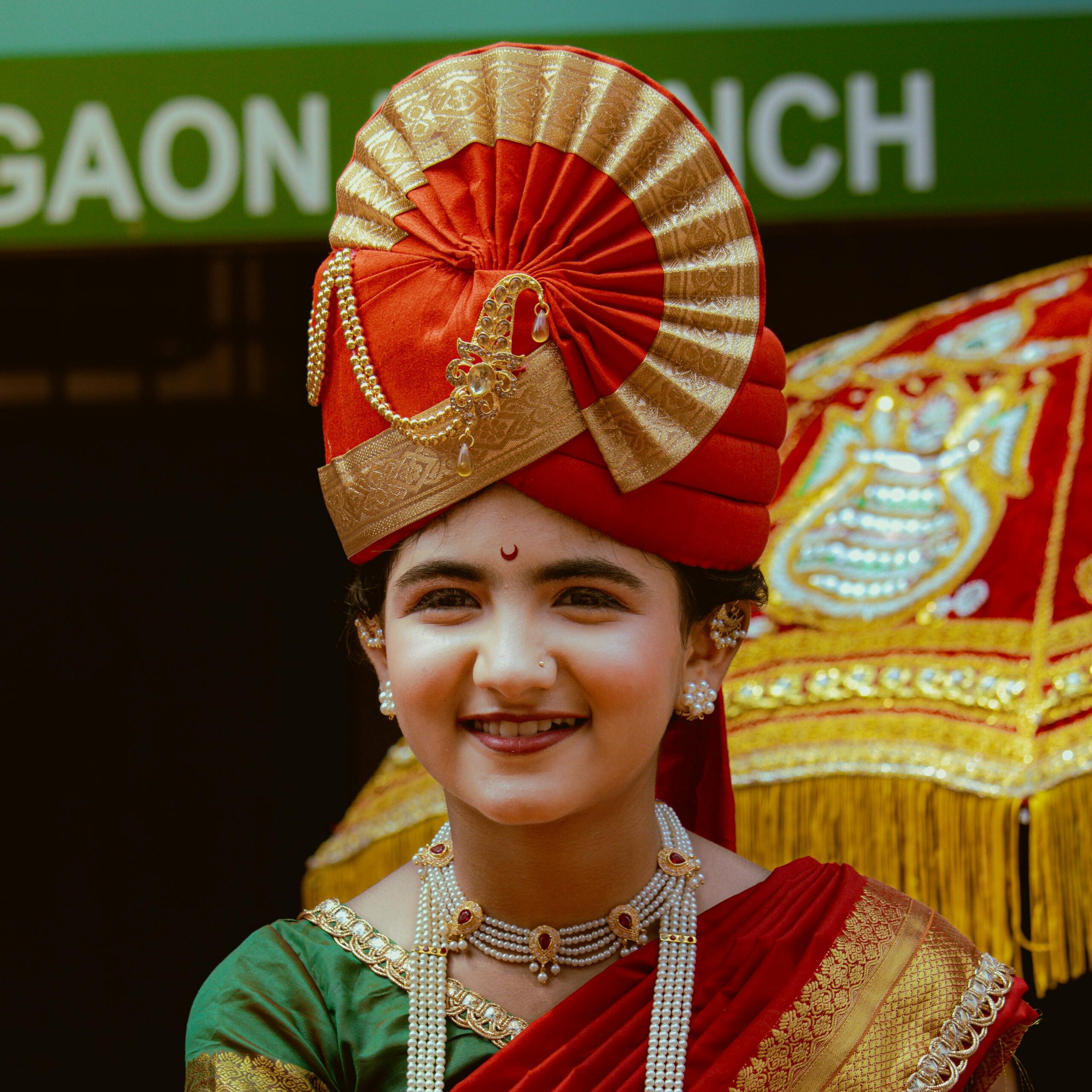 Indian girl in traditional dress